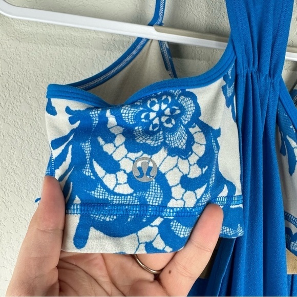 Lululemon Beaming Blue Laceoflage Floral Off White No Limits Athletic Tank Top 6 - Picture 4 of 5